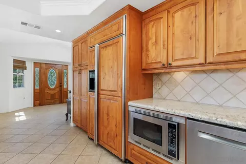 15121 Country Hill Rd, Poway, CA 92064 photo 12