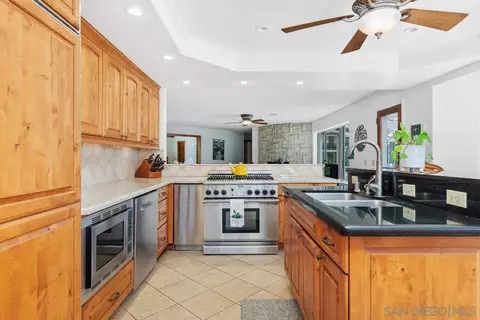 15121 Country Hill Rd, Poway, CA 92064 photo 10