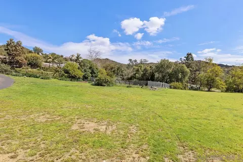 15121 Country Hill Rd, Poway, CA 92064 photo 35