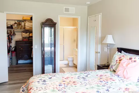 Bedroom - 13745 Sycamore Tr, Poway, CA 92064 photo 2 of 3