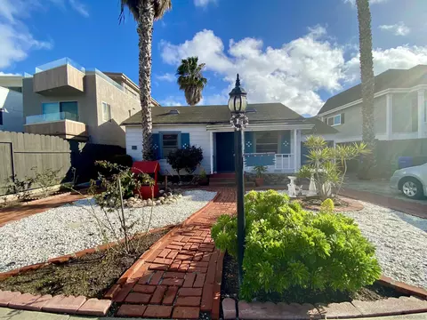 845-847 Sapphire, San Diego, CA 92109