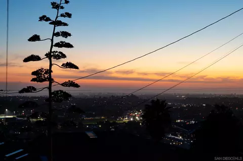 View/Area - 7959 Pasadena Ave, La Mesa, CA 91941 photo 2 of 20