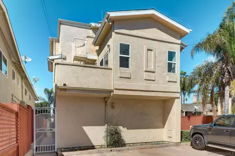 2129 Grand Ave, San Diego, CA 92109