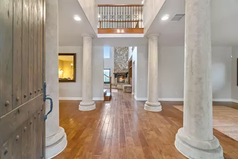 Entry Way - 41335 Via Del Toronjo, Temecula, CA 92592 photo 2 of 3