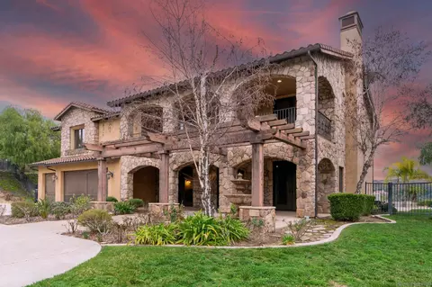 Exterior - 41335 Via Del Toronjo, Temecula, CA 92592 photo 2 of 14