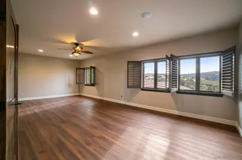 Living - 41335 Via Del Toronjo, Temecula, CA 92592 photo 5 of 7