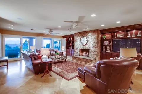 Living - 16411 Bronco Ln, Poway, CA 92064 photo 2 of 6