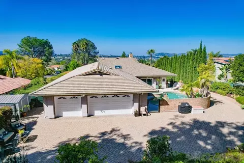 Exterior - 16411 Bronco Ln, Poway, CA 92064 photo 17 of 33