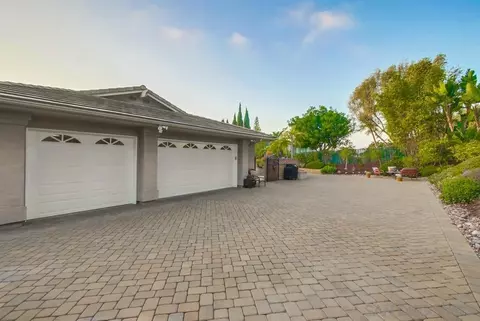 Exterior - 16411 Bronco Ln, Poway, CA 92064 photo 18 of 33