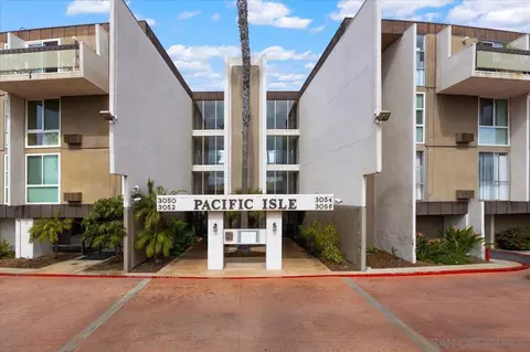 3050 Rue Dorleans #272, San Diego, CA 92110