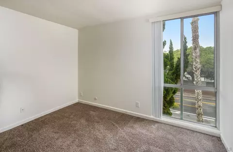 Bedroom - 6455 La Jolla Blvd #203, La Jolla, CA 92037 photo 2 of 2