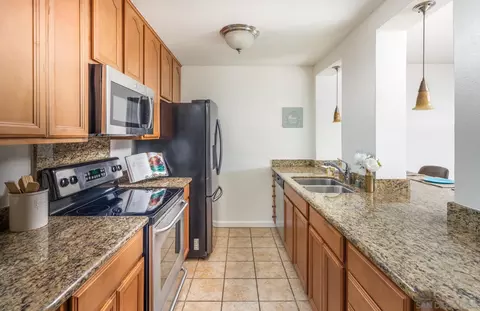 Kitchen - 6455 La Jolla Blvd #203, La Jolla, CA 92037 photo 2 of 2