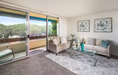 Living - 6455 La Jolla Blvd #203, La Jolla, CA 92037 photo 5 of 5