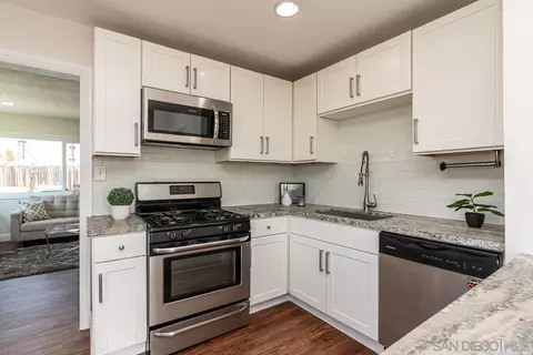 Kitchen - 853 Banock St, Spring Valley, CA 91977 photo 2 of 2