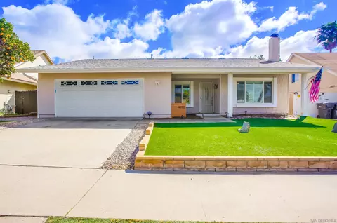 4135 Chasin St, Oceanside, CA 92056
