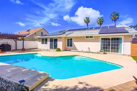 Exterior - 4135 Chasin St, Oceanside, CA 92056 photo 4 of 5