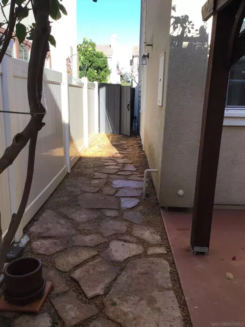 Exterior - 750 Nile River Dr, Oxnard, CA 93036 photo 2 of 3
