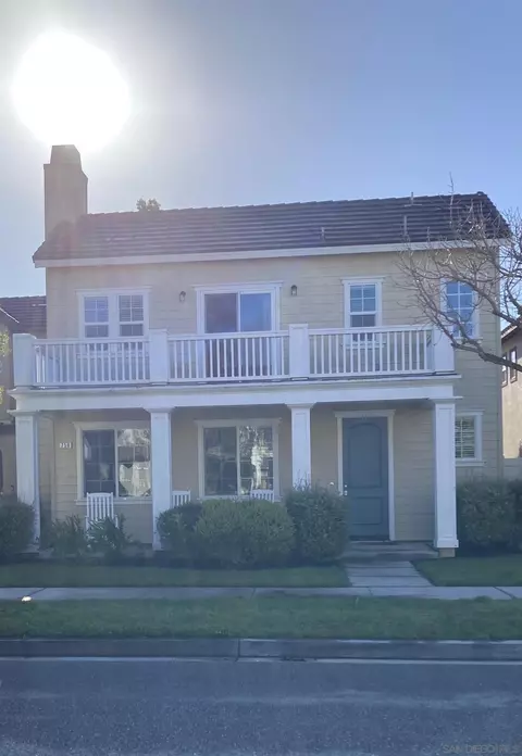 750 Nile River Dr, Oxnard, CA 93036