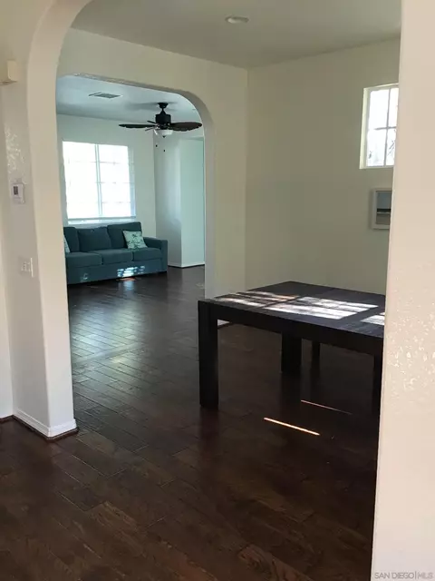 Entry Way - 750 Nile River Dr, Oxnard, CA 93036 photo 1 of 4