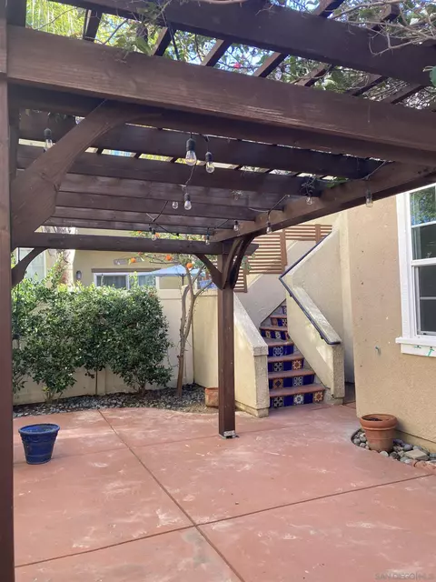 Exterior - 750 Nile River Dr, Oxnard, CA 93036 photo 3 of 3