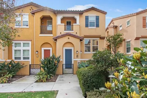 707 Mariposa Cir, National City, CA 91950