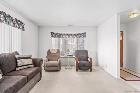 Living - 2040 San Diego Ave, Ramona, CA 92065 photo 2 of 6