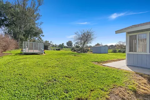 Exterior - 2040 San Diego Ave, Ramona, CA 92065 photo 8 of 11