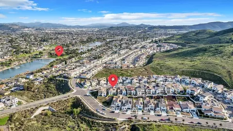 View/Area - 9045 W Bluff Pl, Santee, CA 92071 photo 4 of 10