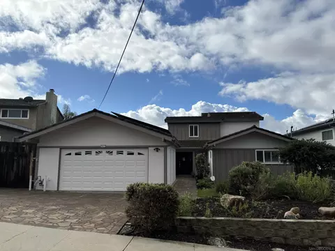 5627 Lone Star Dr, San Diego, CA 92120