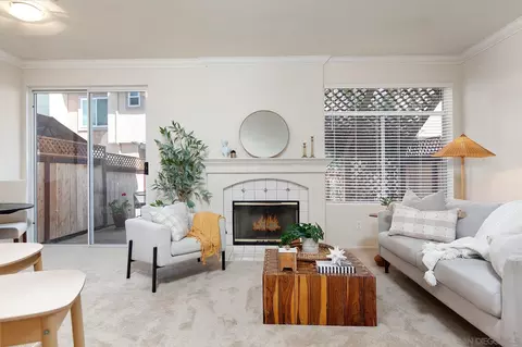 11374 Via Rancho San Diego #D, El Cajon, CA 92019