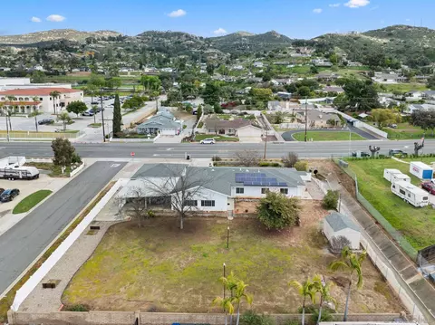 View/Area - 2187 Greenfield Dr, El Cajon, CA 92019 photo 7 of 9