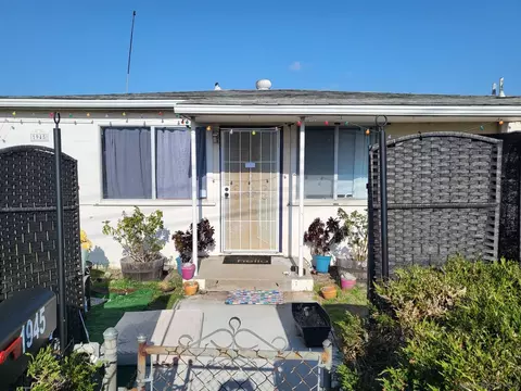1945 Burroughs St, San Diego, CA 92111