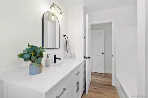 Bath - 3059 Oriente Dr, Vista, CA 92084 photo 1 of 3