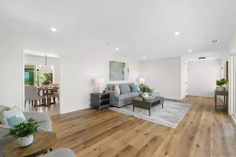 Living - 3059 Oriente Dr, Vista, CA 92084 photo 4 of 7