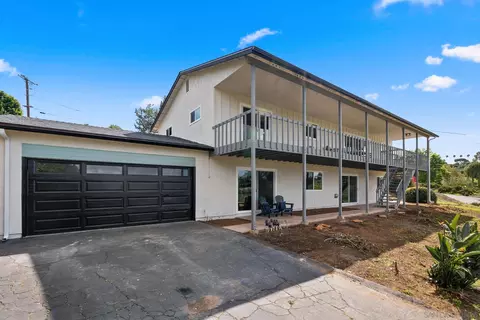 3059 Oriente Dr, Vista, CA 92084