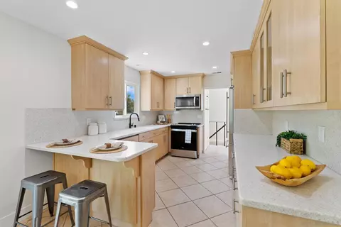 Kitchen - 3059 Oriente Dr, Vista, CA 92084 photo 2 of 5