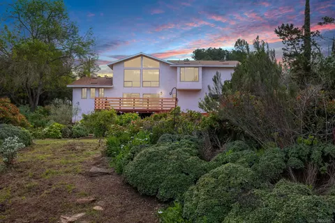 Exterior - 224 Scottford Dr, El Cajon, CA 92021 photo 8 of 9