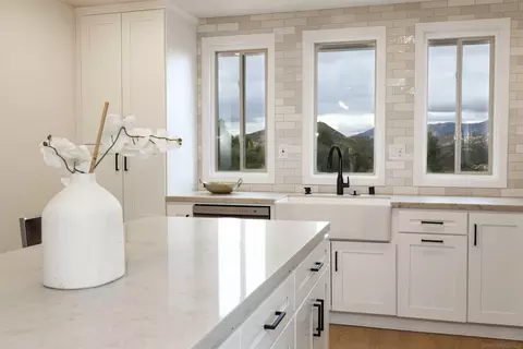 Kitchen - 224 Scottford Dr, El Cajon, CA 92021 photo 3 of 5