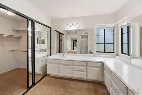 Bath - 14047 Dogwood Rd, Poway, CA 92064 photo 1 of 2