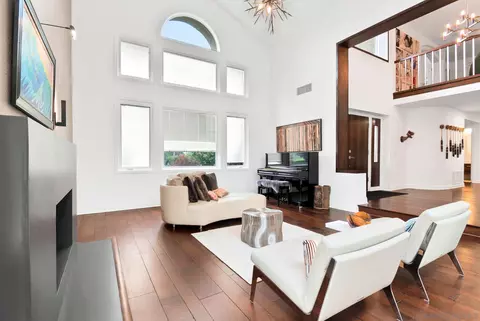 Living - 992 Calle Santa Cruz, Encinitas, CA 92024 photo 3 of 9