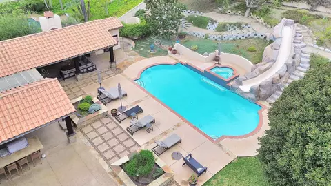 Exterior - 992 Calle Santa Cruz, Encinitas, CA 92024 photo 1 of 12