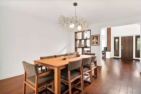 Dining - 992 Calle Santa Cruz, Encinitas, CA 92024 photo 1 of 3