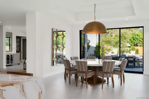 Dining - 6665 Via Estrada, La Jolla, CA 92037 photo 1 of 2