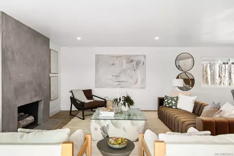 Living - 2010 Estero St, Oceanside, CA 92054 photo 1 of 4