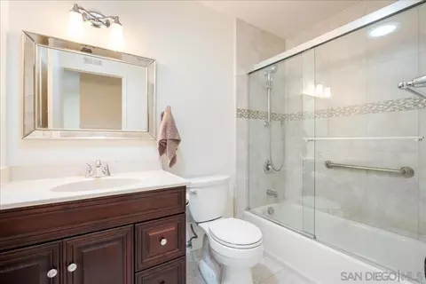 Bath - 2022 Shadow Grove Way, Encinitas, CA 92024 photo 1 of 2