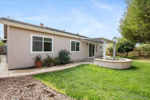 Exterior - 2022 Shadow Grove Way, Encinitas, CA 92024 photo 6 of 8