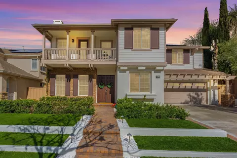 9876 Falcon Bluff St, San Diego, CA 92127