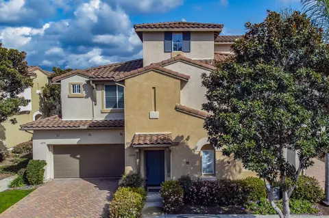 Exterior - 4040 Peninsula Dr, Carlsbad, CA 92010 photo 3 of 7