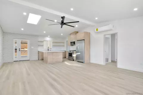 1641 Greenfield Dr, El Cajon, CA 92021