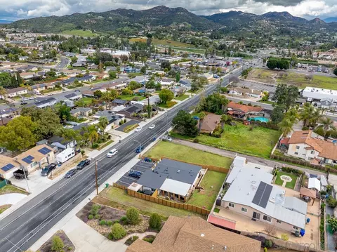 View/Area - 1641 Greenfield Dr, El Cajon, CA 92021 photo 9 of 12